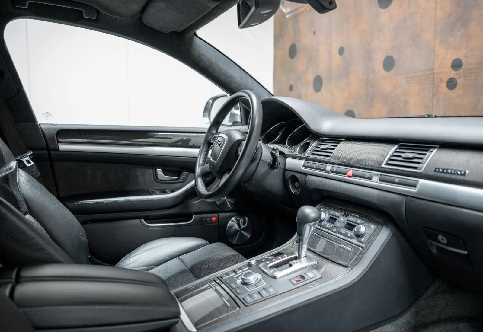 Audi S8 5.2 quattro * MASSAGE * LUFTFEDERUNG * CARBON *  - 166329