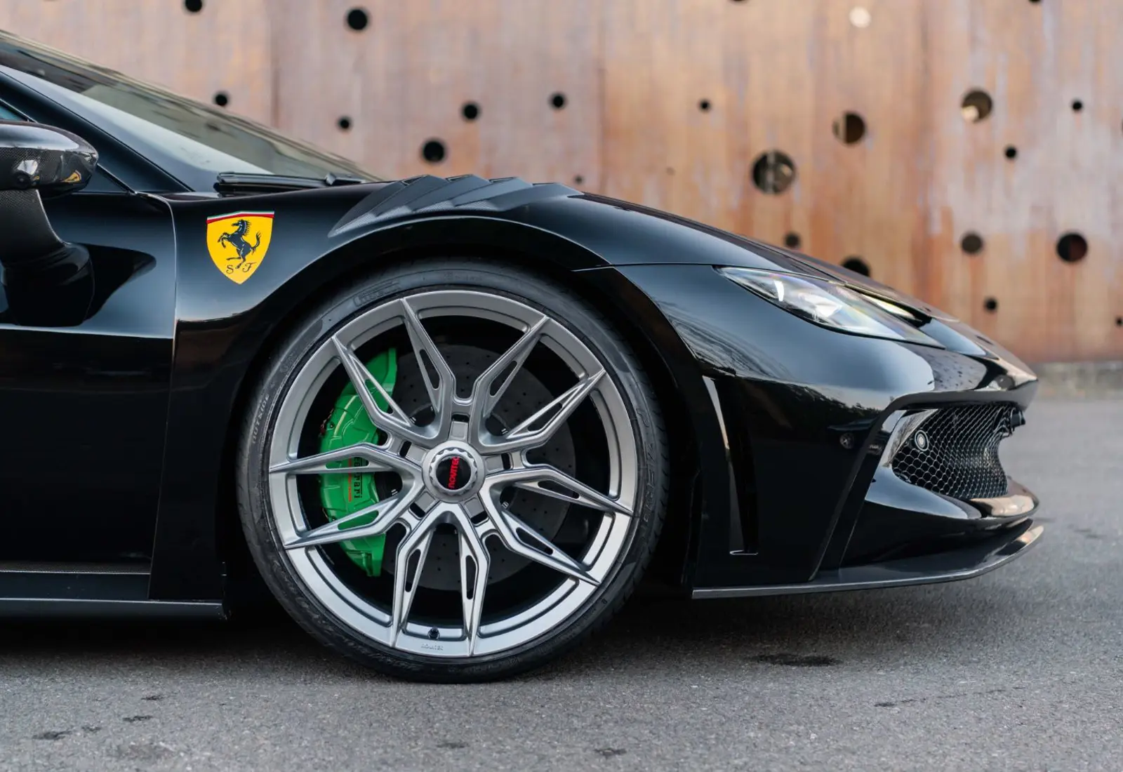 Ferrari 296 GTS N-LARGO * 1 OF 15 * FULL CARBON * LIFT * ADAS *  - 124782