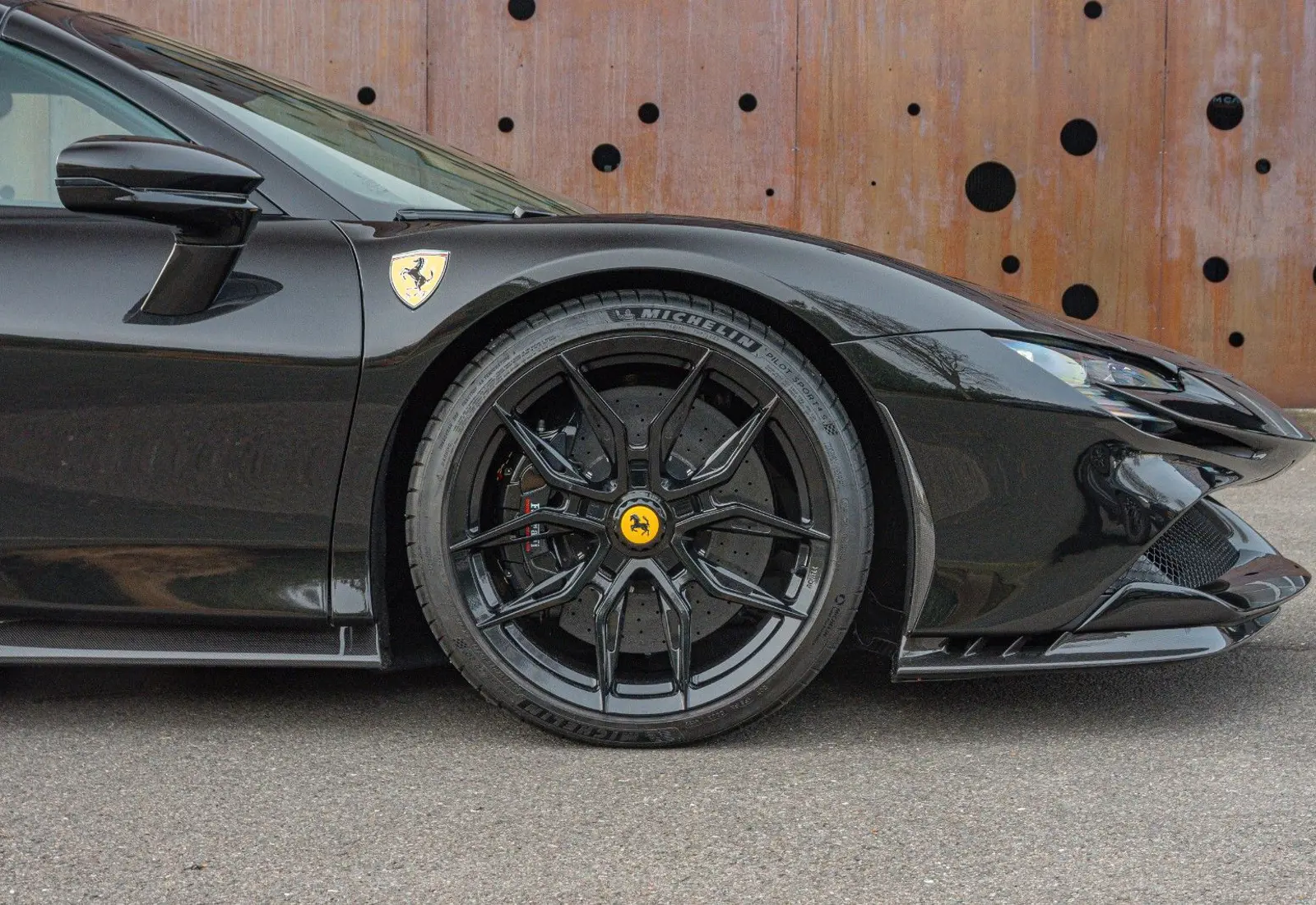 Ferrari SF90 Spider Assetto Fiorano * CARBON (11x) * XPEL *  - 131648
