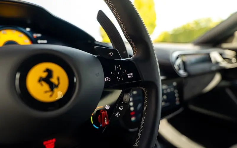 Ferrari 12Cilindri * MATT Carbon * VOLL * LP 565.205,- * Neu - 169208
