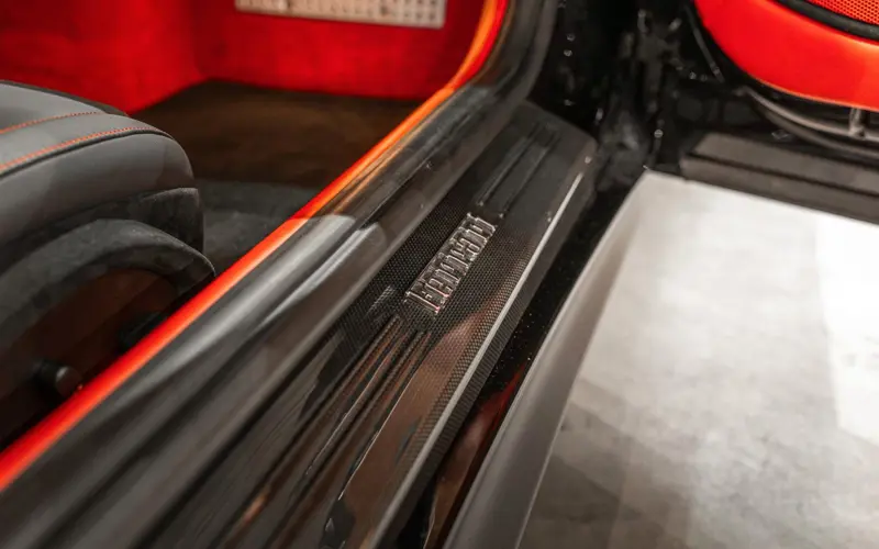 Ferrari F12 Berlinetta * ALCANTARA * CUSTOM * CARBON *  - 134913