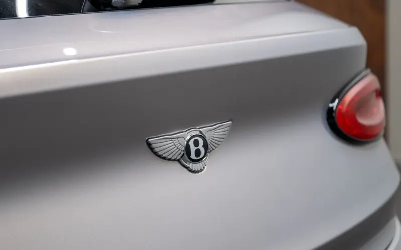 Bentley Bentayga 3.0 Hybrid 4WD * FIRST EDITION * NAIM *  - 165039