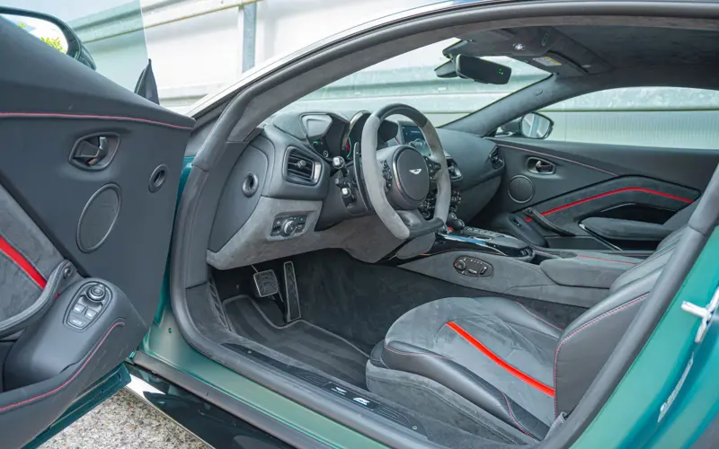 Aston Martin Vantage F1 * CARBON * AEROKIT * 360 * ELEC.SEAT - 110231