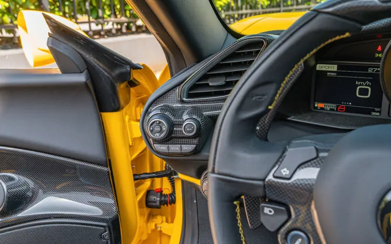 Ferrari 488 Pista Spider * ONLY 365 KM * CARBON (14x) * LIFT *  - 108433