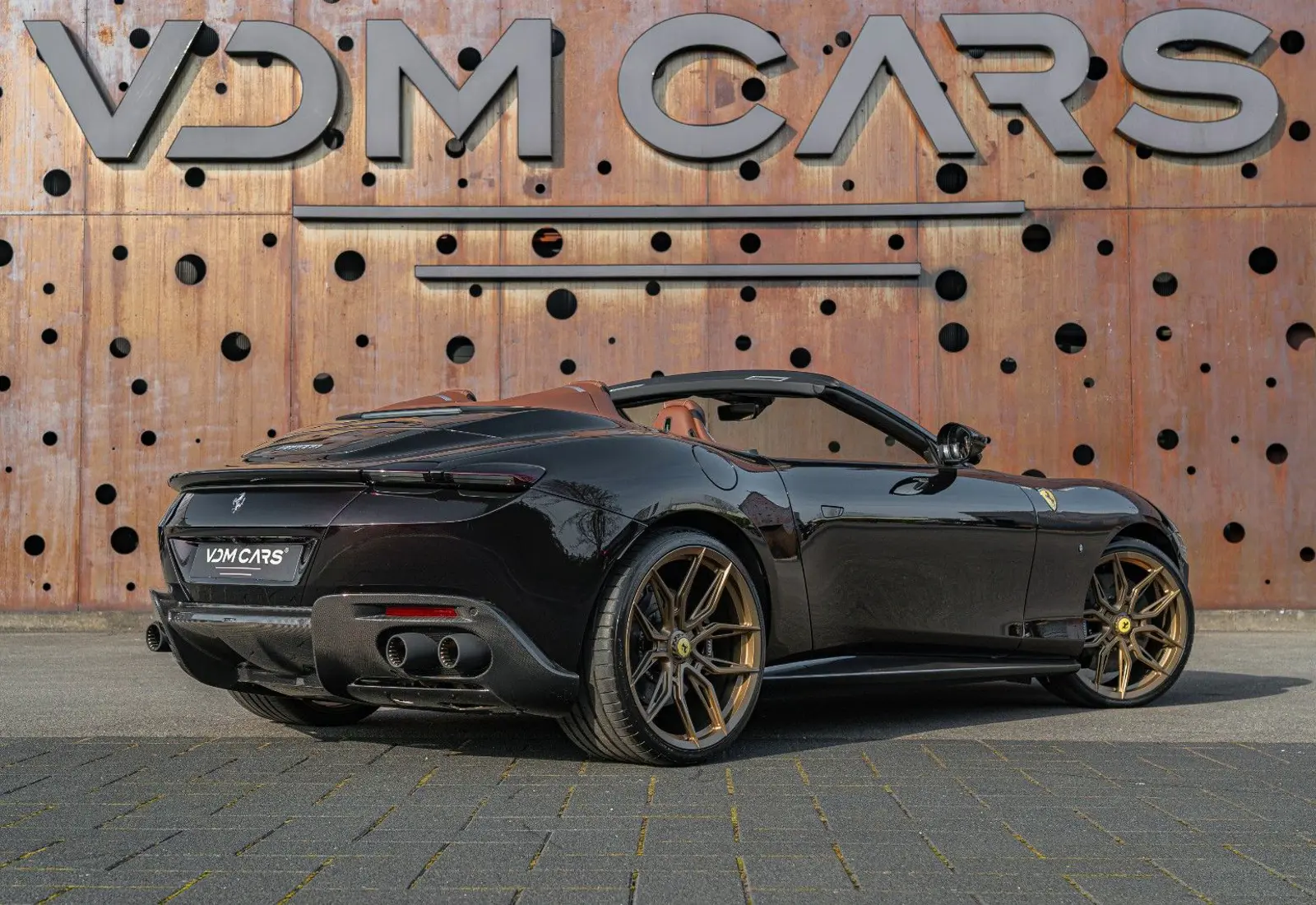 Ferrari Roma Spider * SPECIAL COLOR * ADAS * VENT * 360 * VOLL *  - 136020