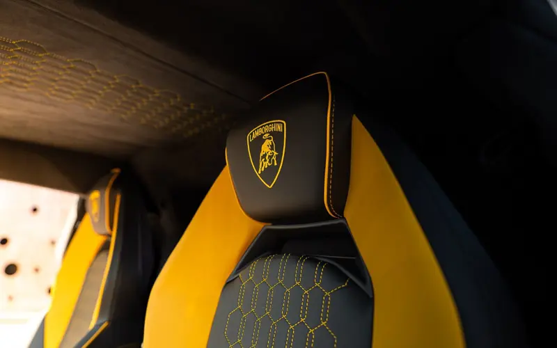 Lamborghini Revuelto 6.5 V12 * NEW CAR * AVAILABLE * BI COLOR - 168843
