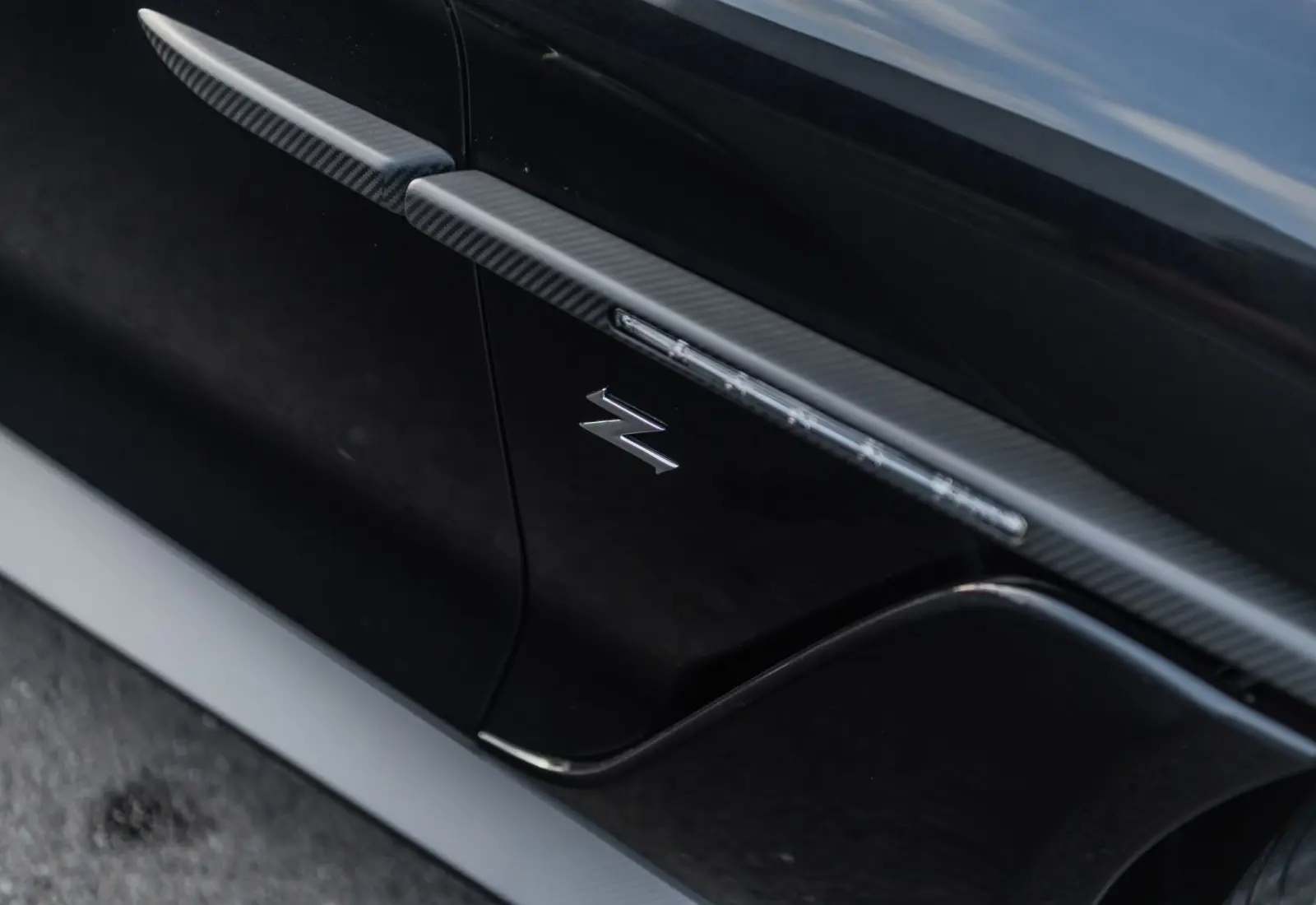Aston Martin Vanquish Zagato Shooting Brake NEW SERVICE ! NEW - 170256