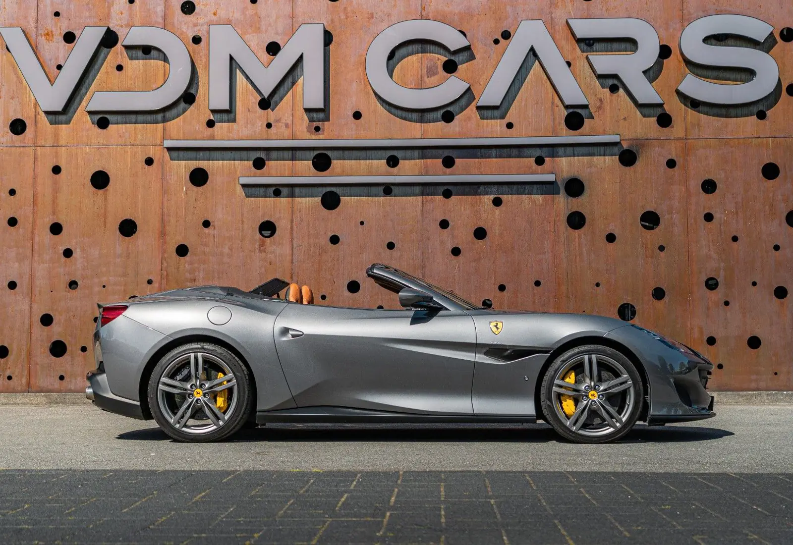 Ferrari Portofino * CARBON * AFS * MAGNERIDE * ELEC. SEATS * VENT - 165521