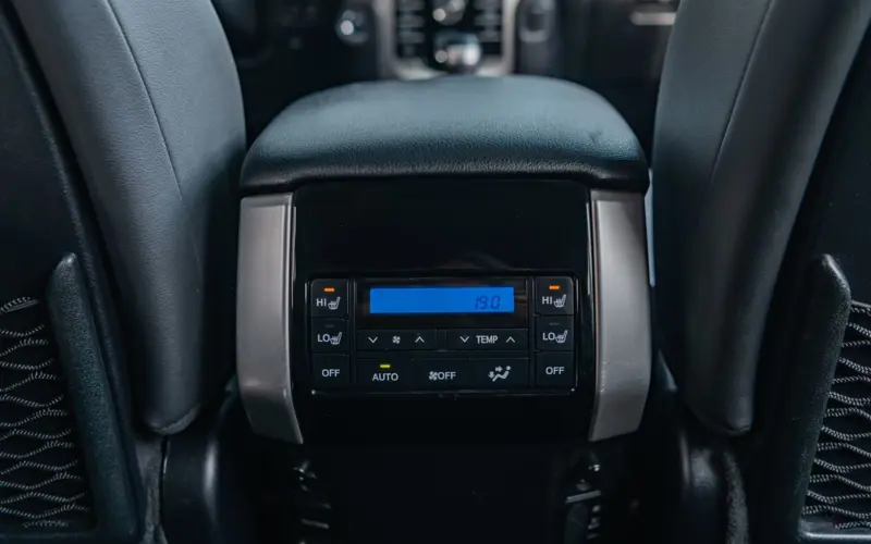 Toyota Land Cruiser 2.8 D-4D Executive * VOLL * 360 * MEMORY - 129130