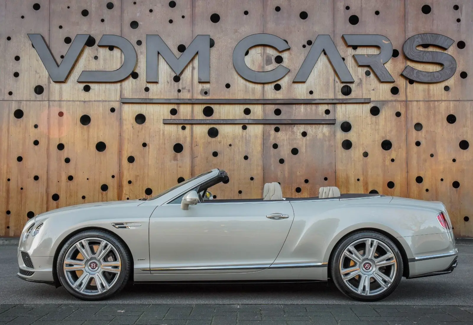 Bentley Continental GTC V8 S * 1. OWNER * MULLINER * MASSAGE *  - 66198